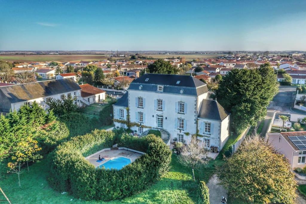 Villa Vaste Maison 23/29 Pers. Piscine Proche Des Plages à Longeville-sur-Mer Extérieur photo